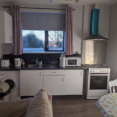 Granda Pat'S Loft Apartment Crossmaglen ภายนอก รูปภาพ