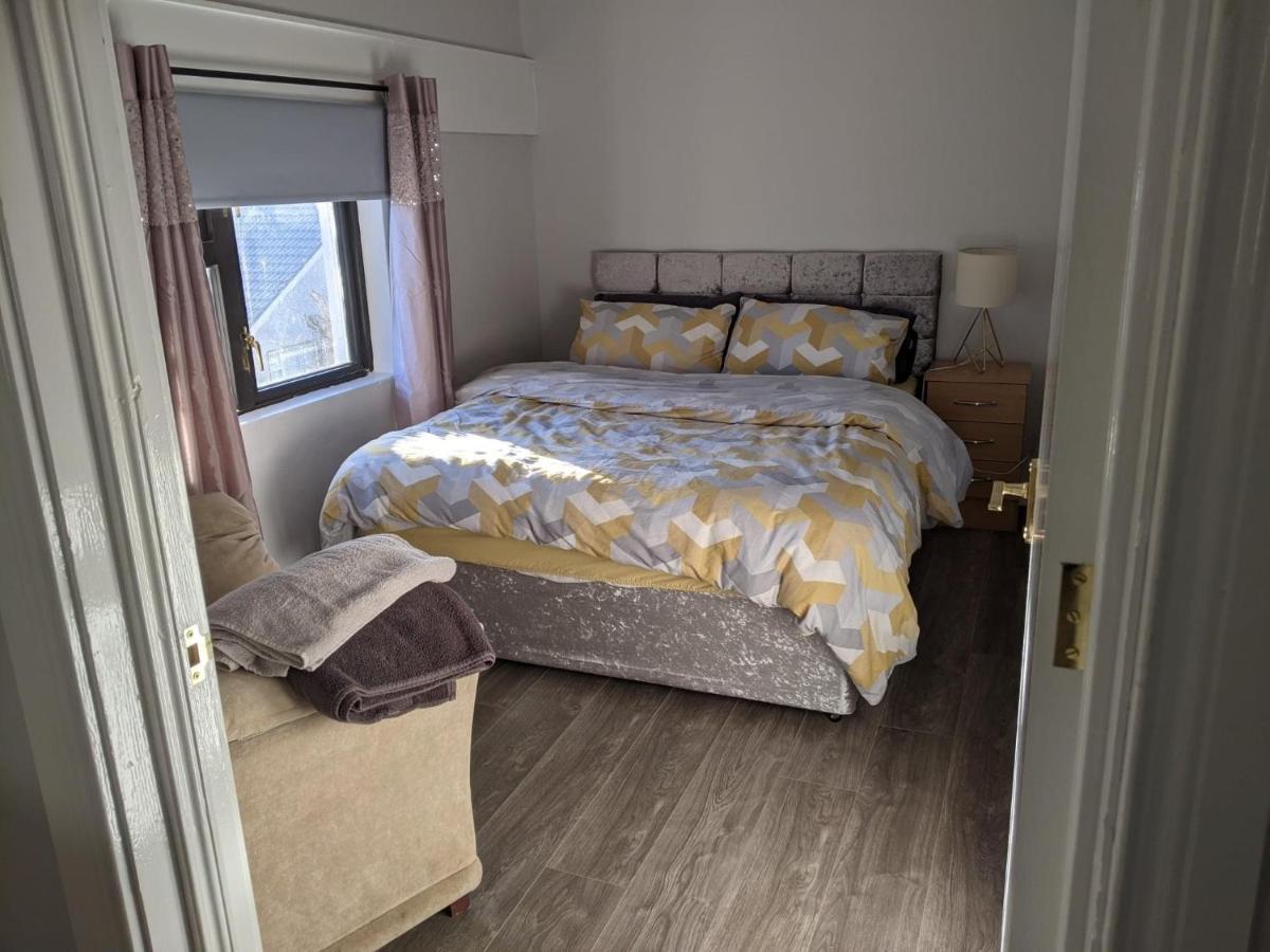 Granda Pat'S Loft Apartment Crossmaglen ภายนอก รูปภาพ